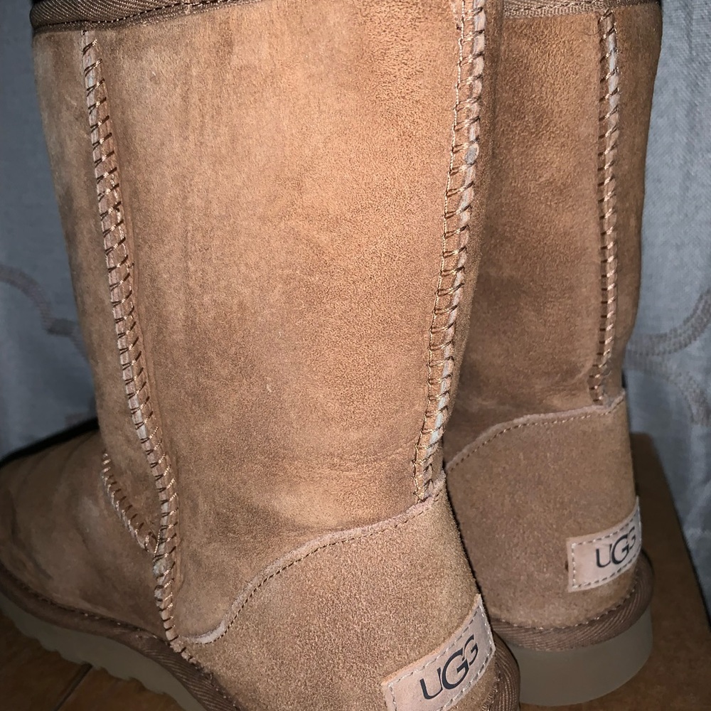Like New Uggs. Kept In Storage. No Odor Size 8. N… - image 6